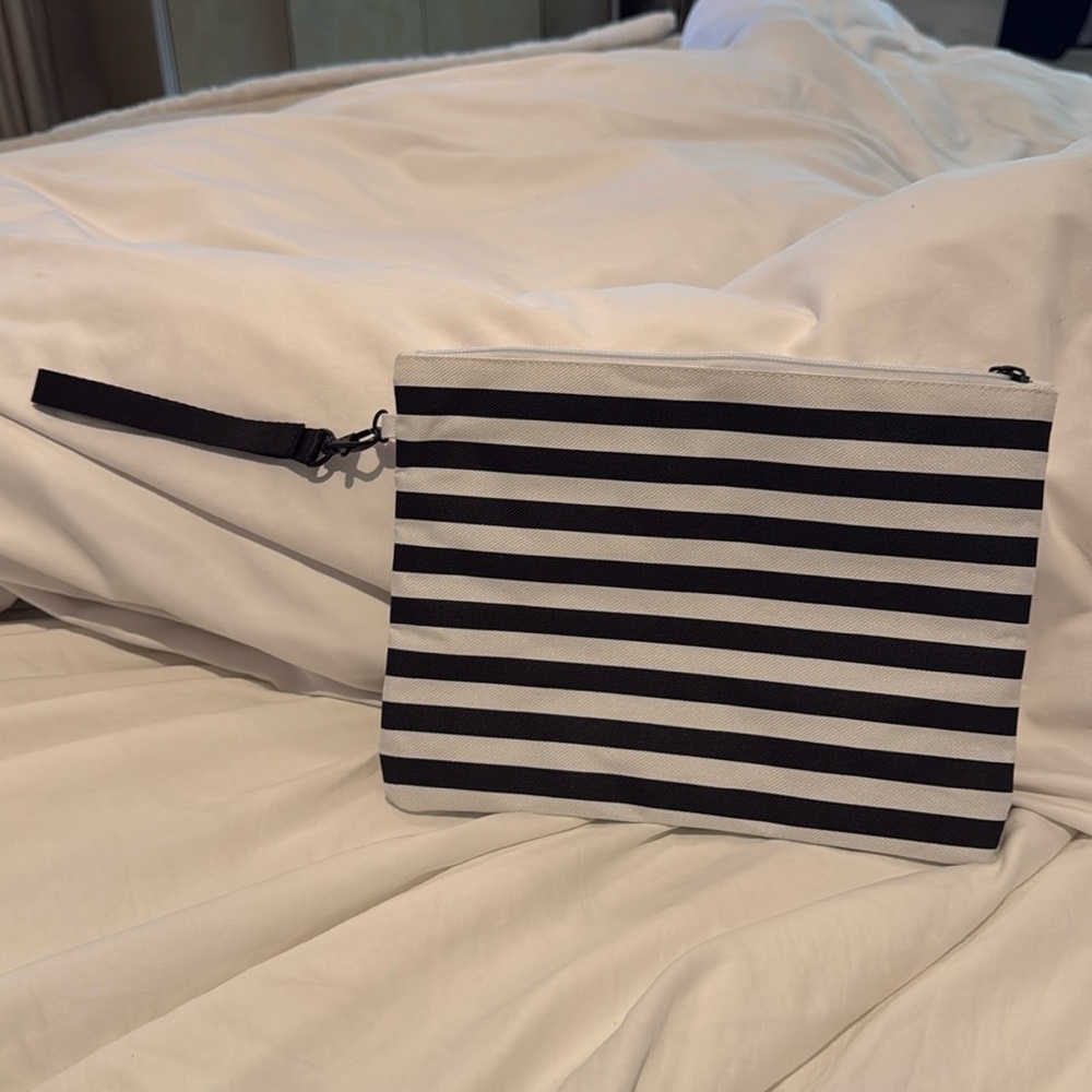 Latam 6 piece‎ travel set